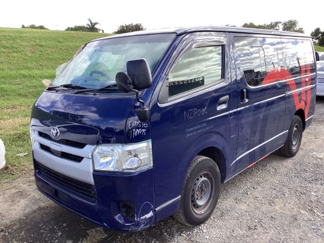 Toyota Hiace TRH200