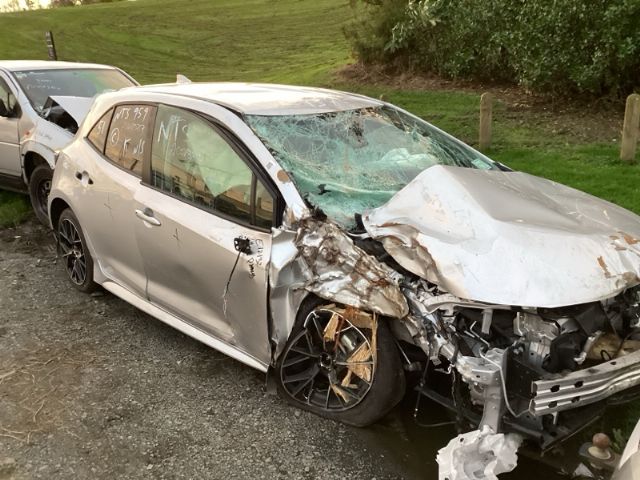 Toyota Corolla MZEA12