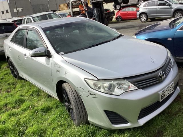 Toyota Camry ASV50