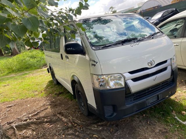 Toyota Hiace TRH201 03/05-on
