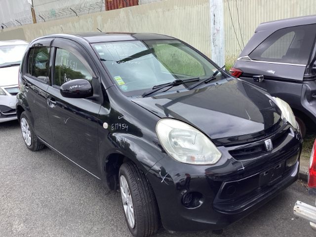 Toyota Passo KGC30