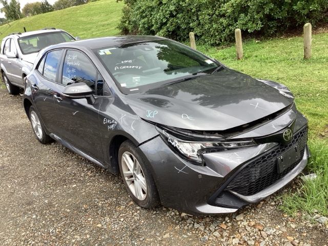 Toyota Corolla MZEA12