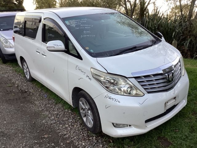 Toyota Vellfire GGH20W