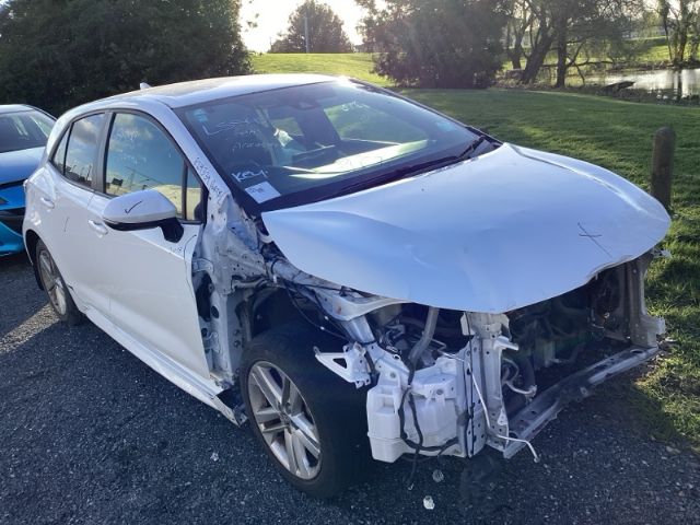 Toyota Corolla MZEA12