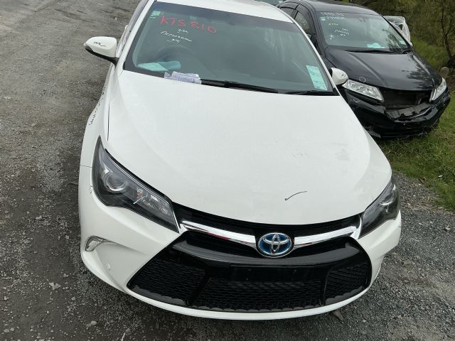 Toyota Camry AVV50