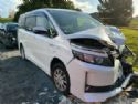 Toyota Voxy ZWR80