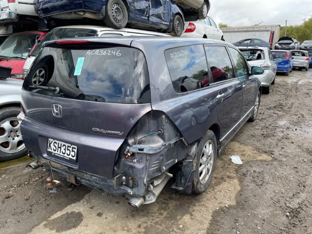 Wrecking Honda Odyssey Gen3 RB1-2 2003-2008